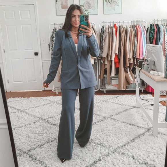 WHBM blue wide leg pant suit - Picture 3 of 4